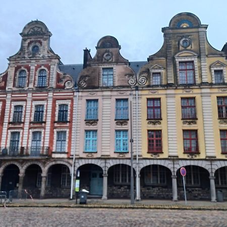 Au Coeur De La Grand Place Arras Dış mekan fotoğraf